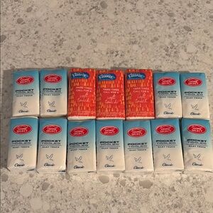 NWT & sealed Lot of 14 travel packages of Kleenex and Home Select Pocket Tissues
